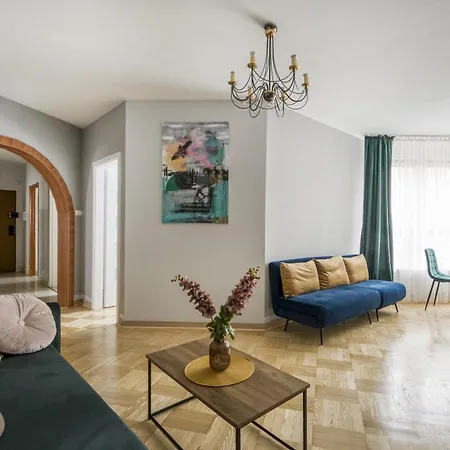Gama Great Location & Famili Apartment 120M 2-12 People Warsaw Exterior photo